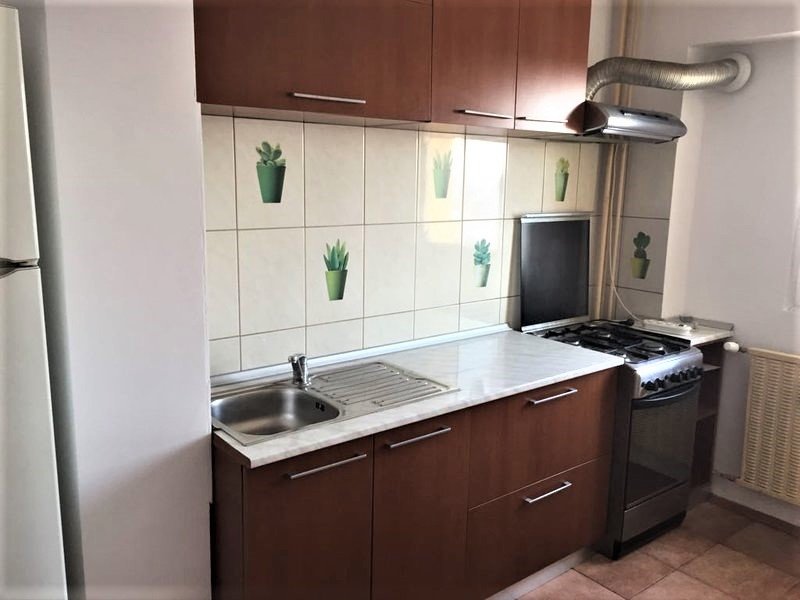 Lacul Tei, Maica Domnului, Domino, Parcul Circului, stradal vedere superba